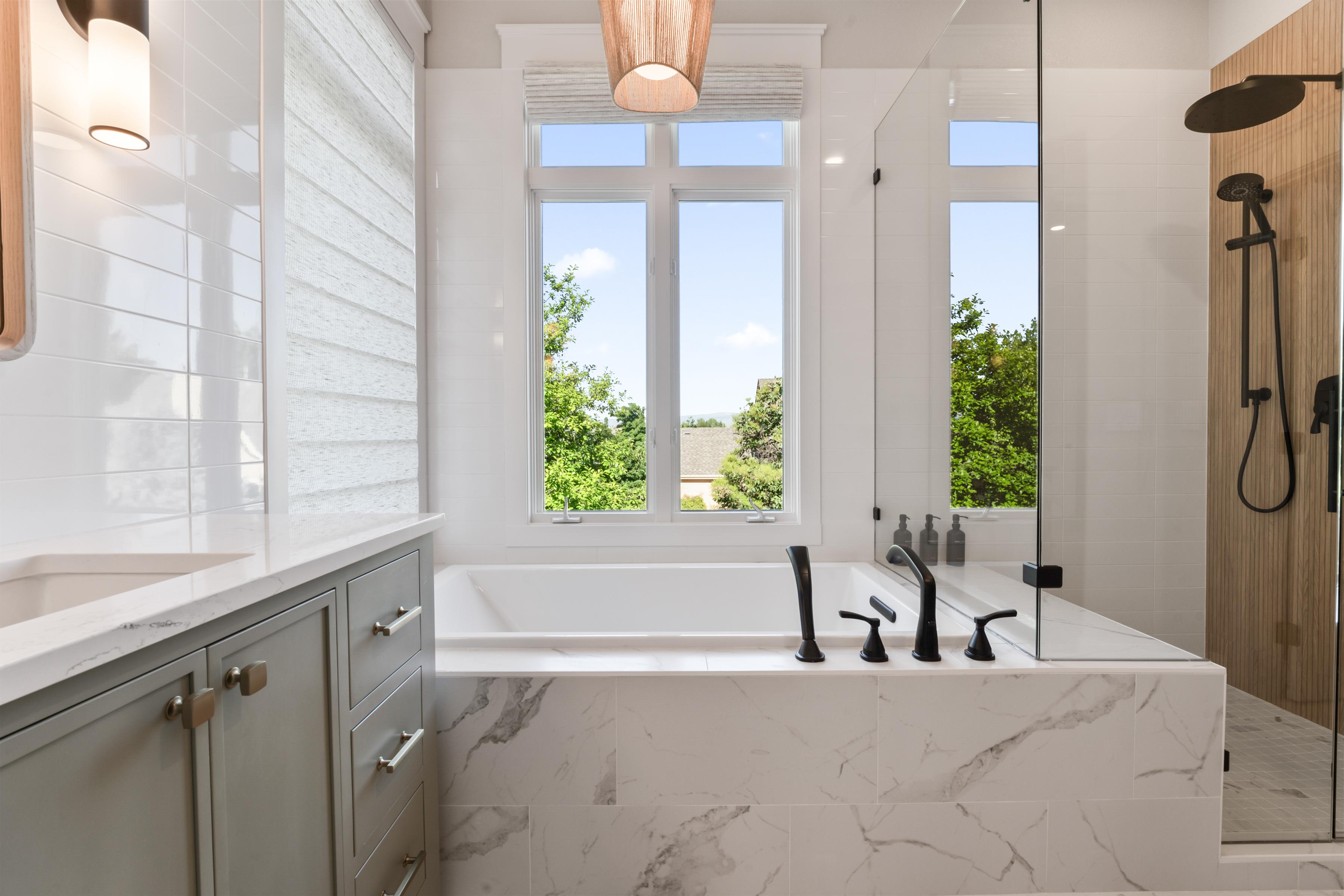Folsom Home secondary bathroom renovation